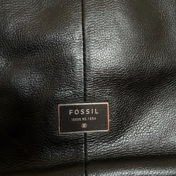 Black Authentic Fossil Purse - Picture 3 of 4